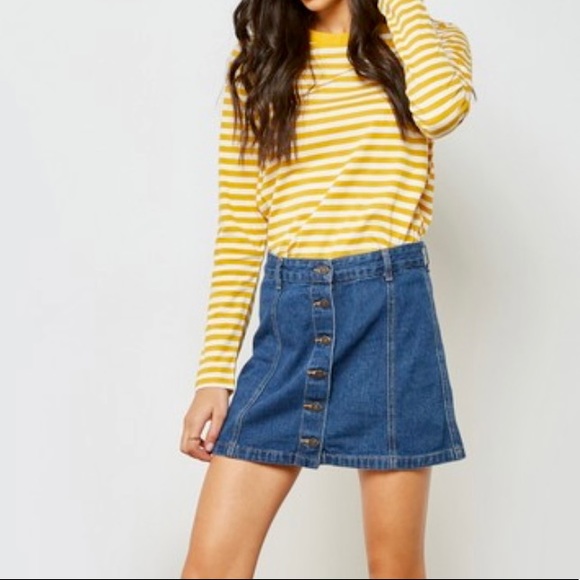 Forever 21 - Denim Button Down Skirt - Only worn once! - Picture 2 of 8